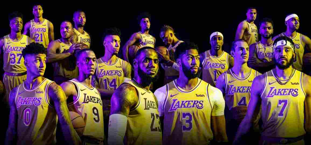 NBA球员专访：詹姆斯谈团队合作,（詹姆斯专访：谈球队协作之道）