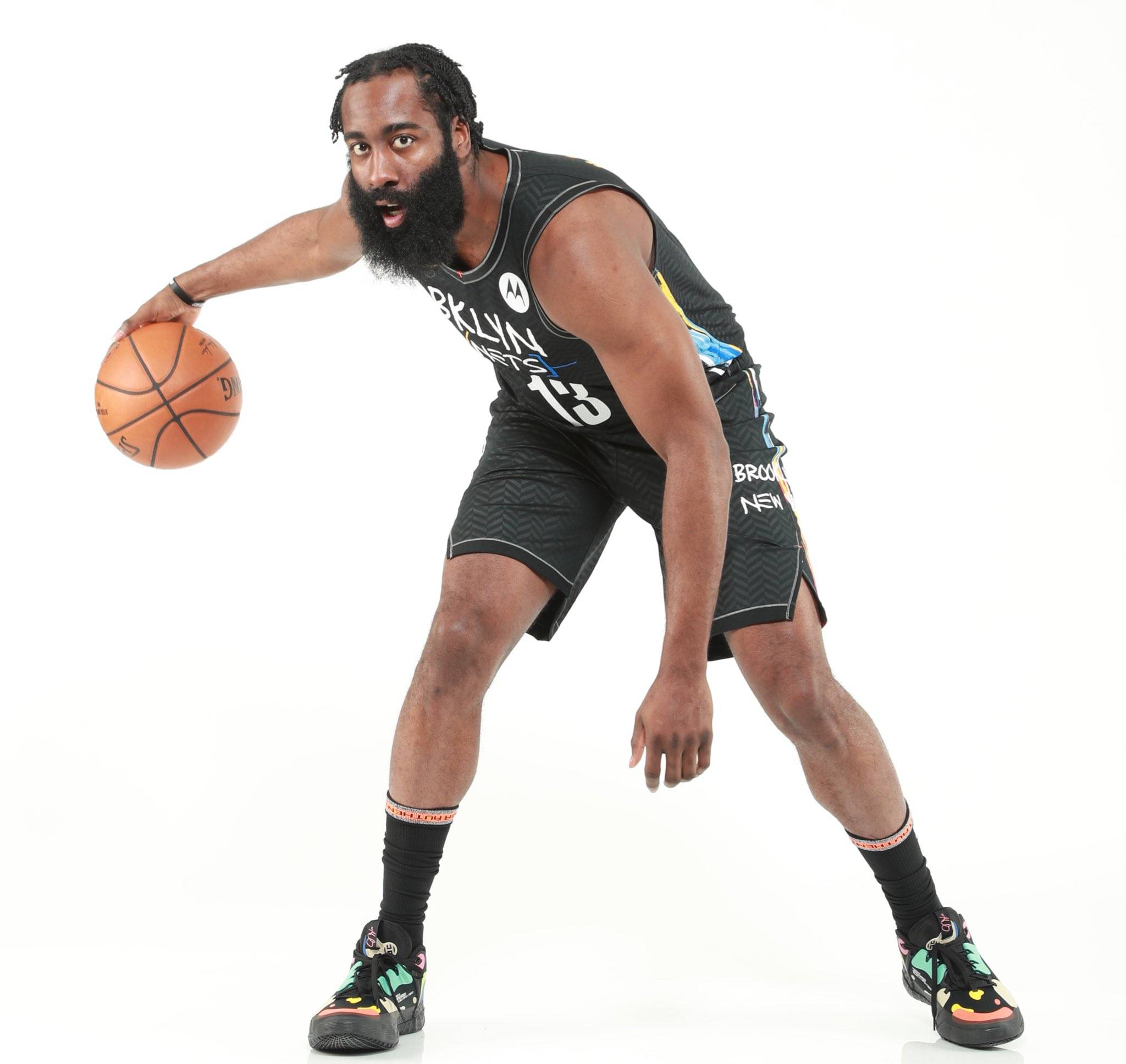 篮球场上常见的五个错误判断（篮球场上常见的五大判断失误）